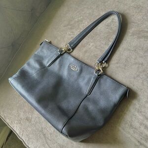 Authentic Coach Pebble Satchel Tote$398